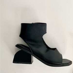 Black Women's Open-Toe Sandals